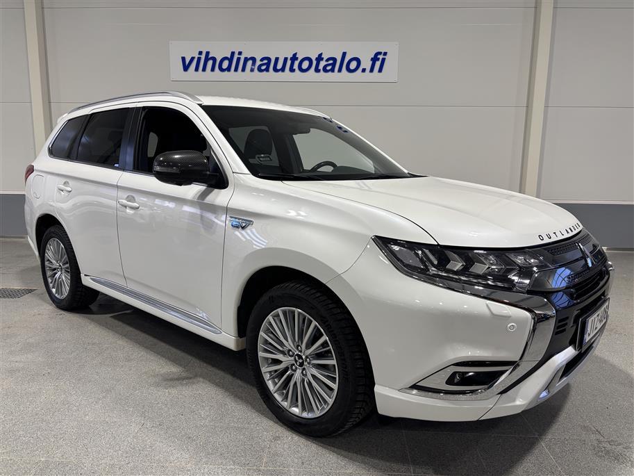 MITSUBISHI Outlander PHEV 2020