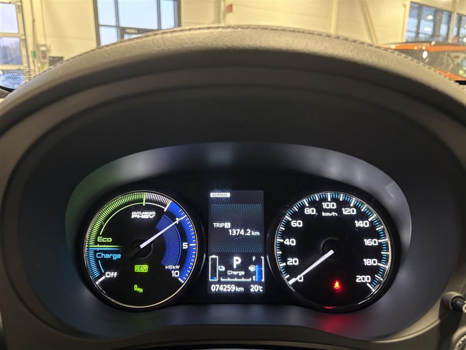 MITSUBISHI Outlander PHEV 2020