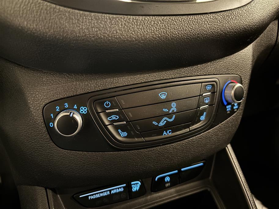 Ford Transit Courier 2021