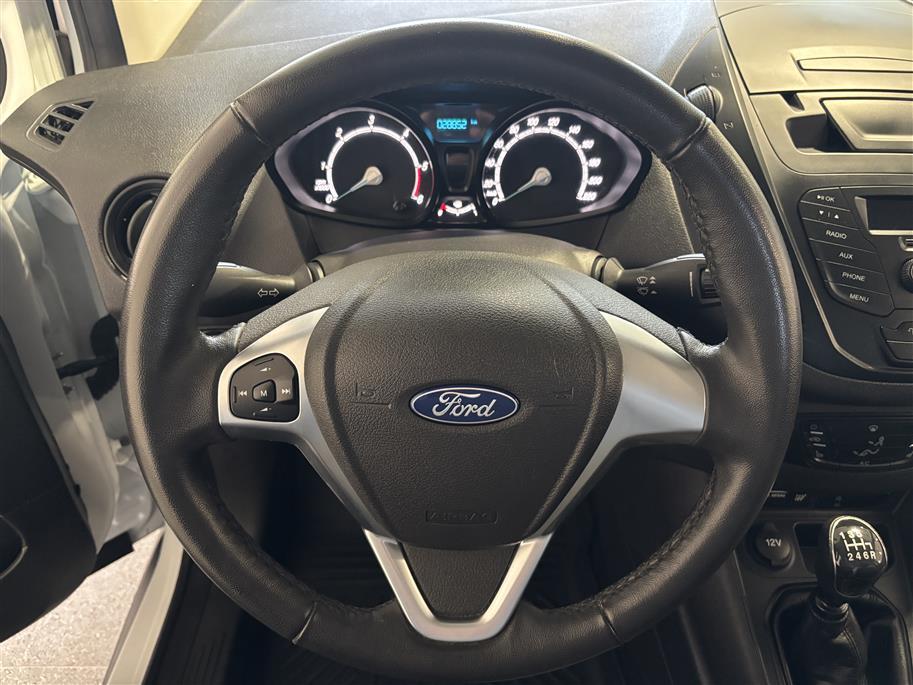 Ford Transit Courier 2021