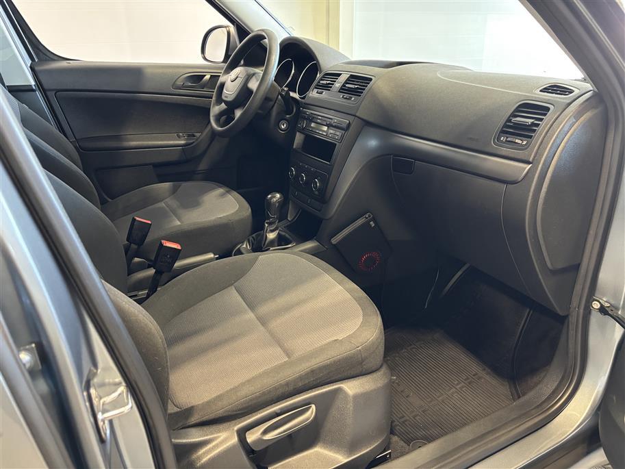 SKODA Yeti 2013