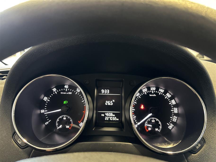 SKODA Yeti 2013