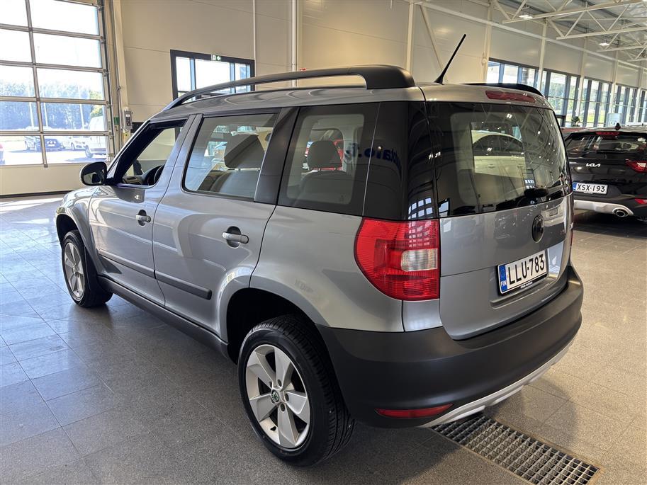 SKODA Yeti 2013