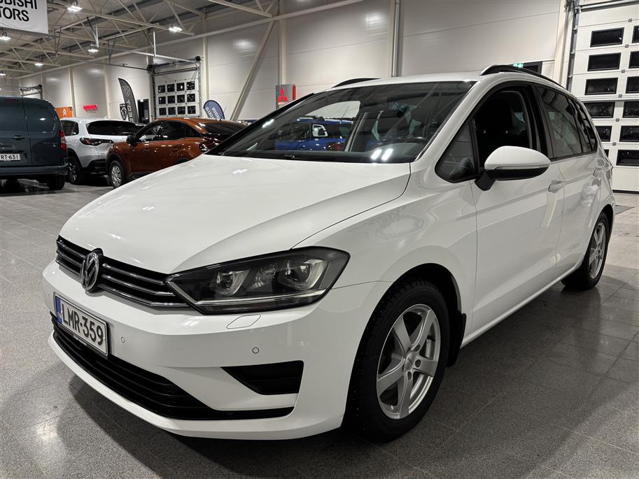 VOLKSWAGEN Golf Sportsvan 2015