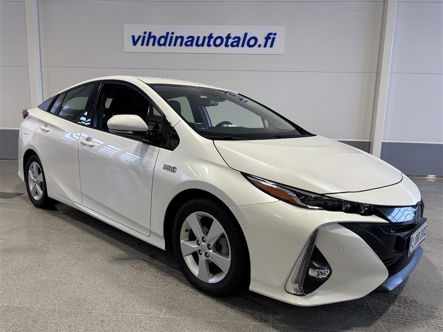 Toyota Prius Plug-in 2019