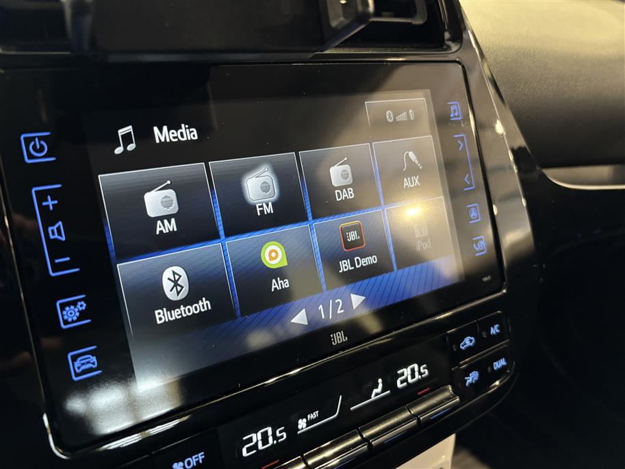 Toyota Prius Plug-in 2019