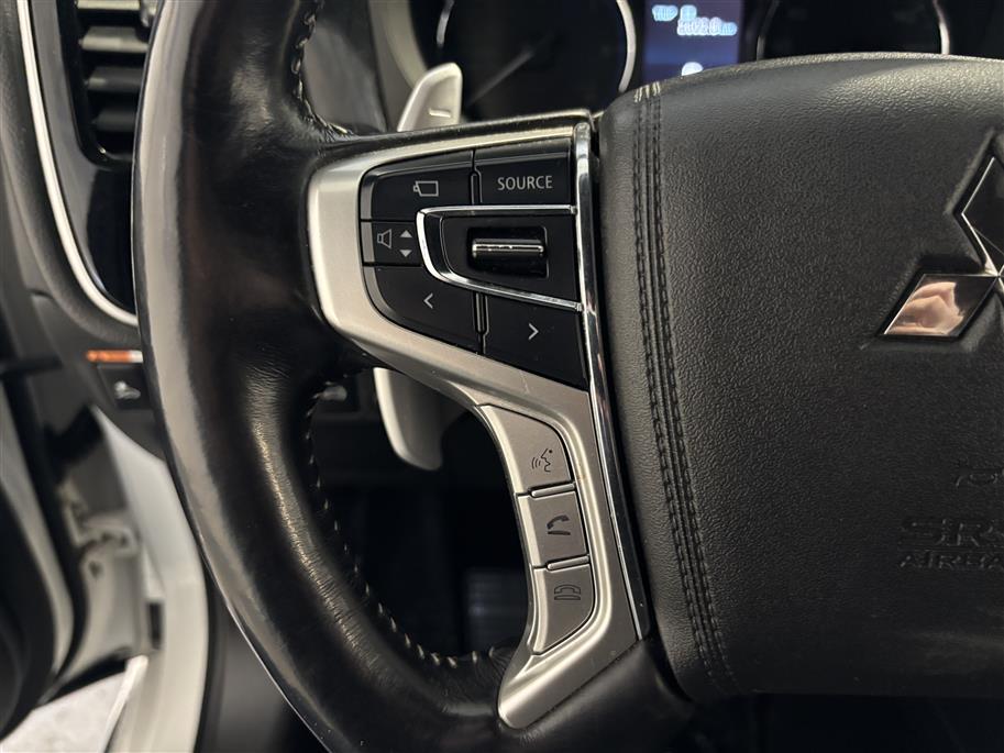 MITSUBISHI Outlander PHEV 2020