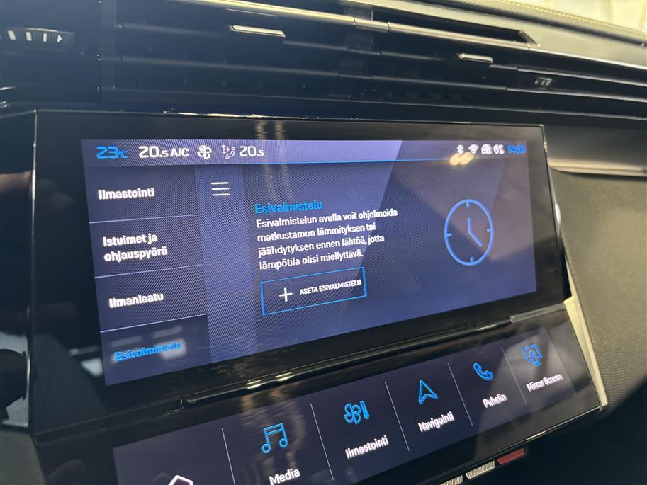 Peugeot 408 2023