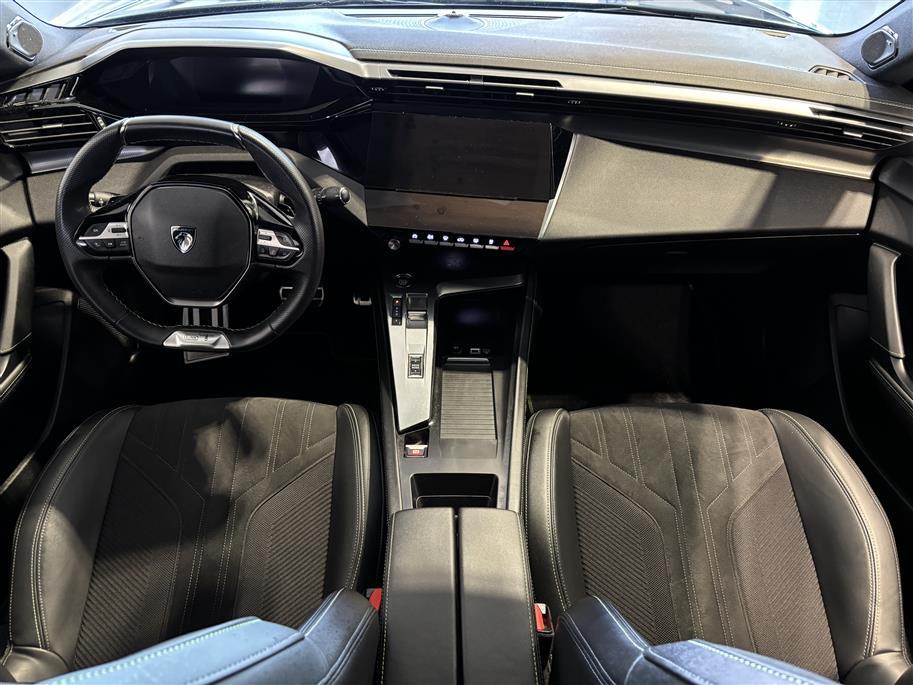 Peugeot 408 2023