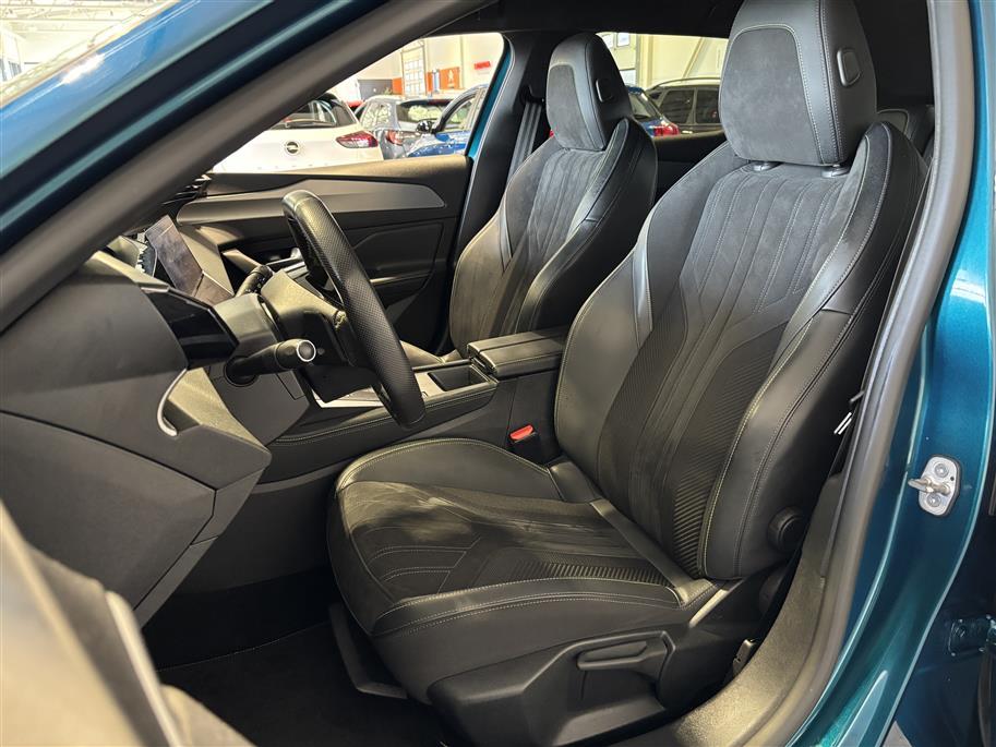Peugeot 408 2023