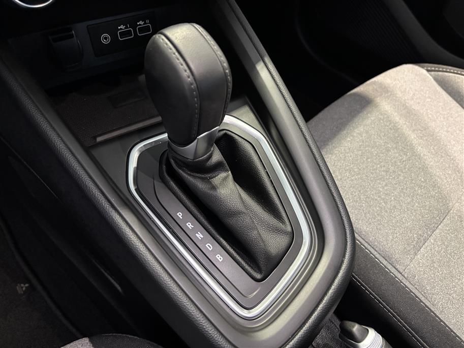 MITSUBISHI COLT 2024