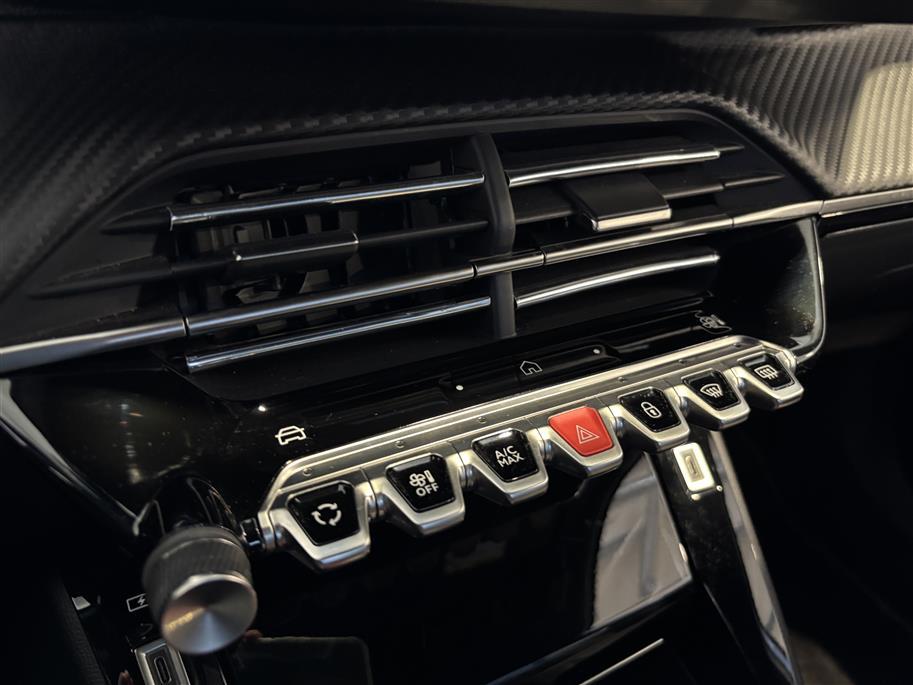 Peugeot e-2008 2024