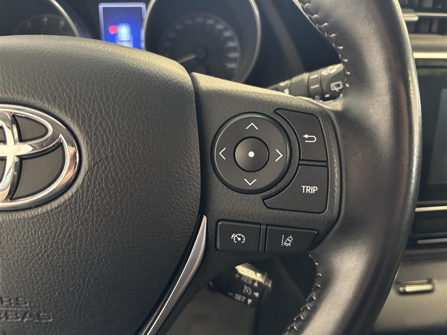 Toyota Auris 2016