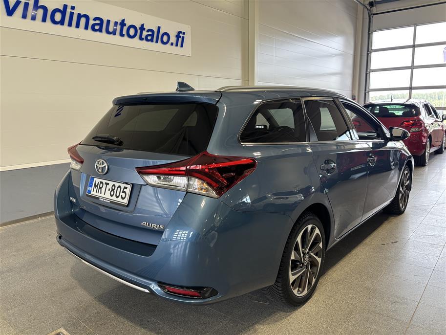 Toyota Auris 2016