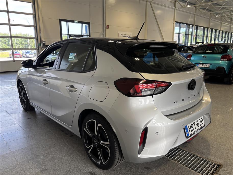 Opel Corsa 2024