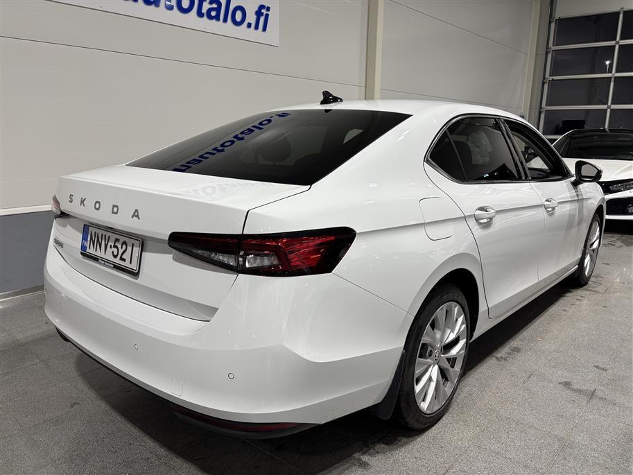 SKODA SUPERB 2025