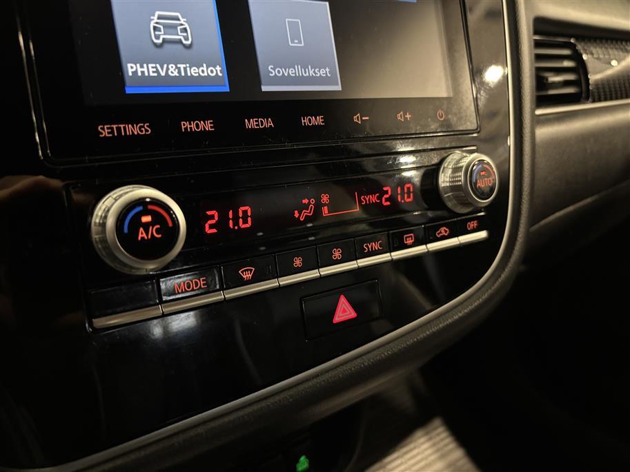 MITSUBISHI Outlander PHEV 2021
