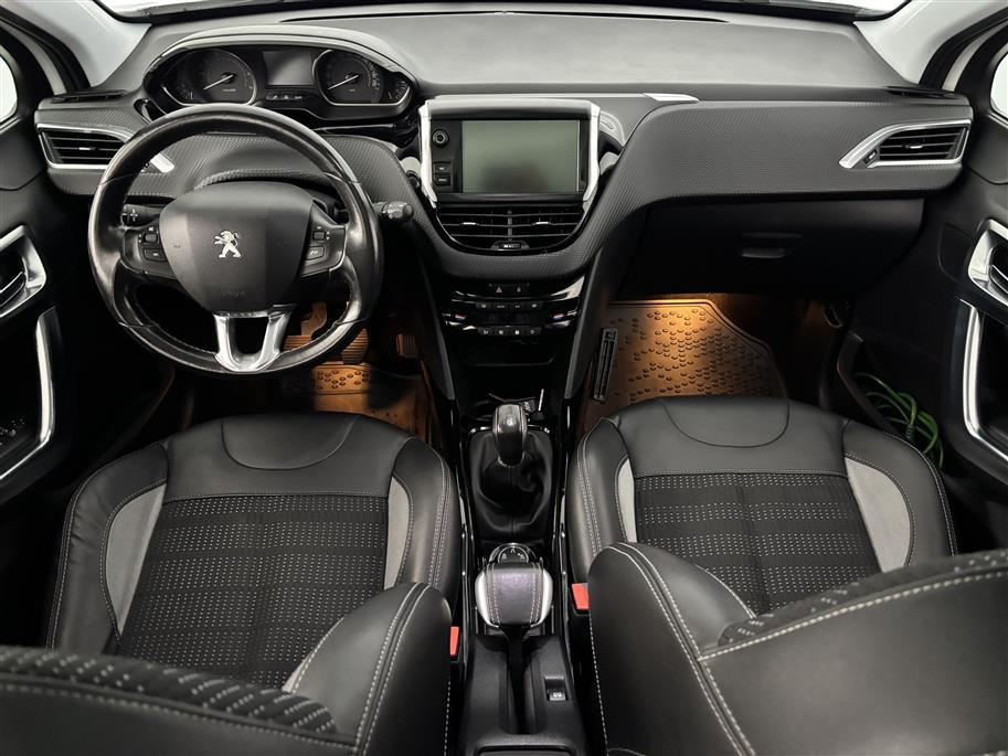 PEUGEOT 2008 2015