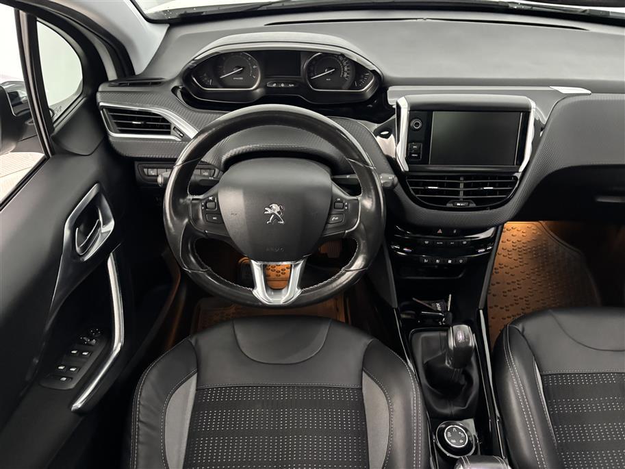 PEUGEOT 2008 2015