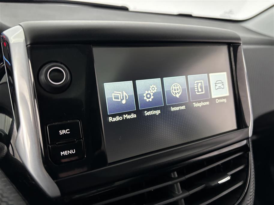 PEUGEOT 2008 2015