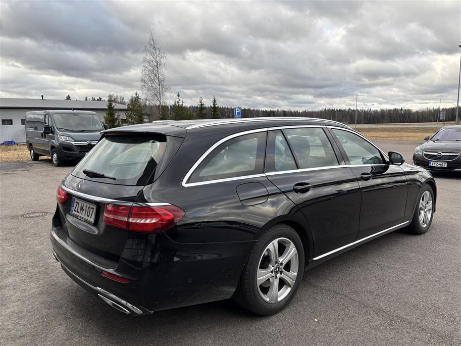 Mercedes-Benz E 2017