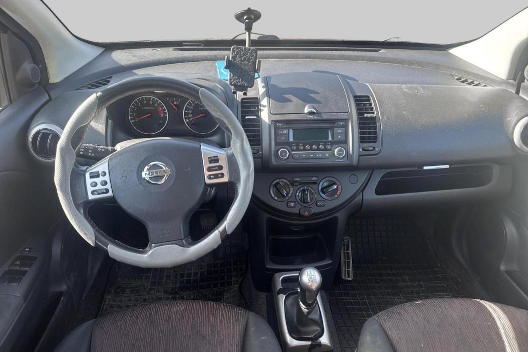 NISSAN Note 2012