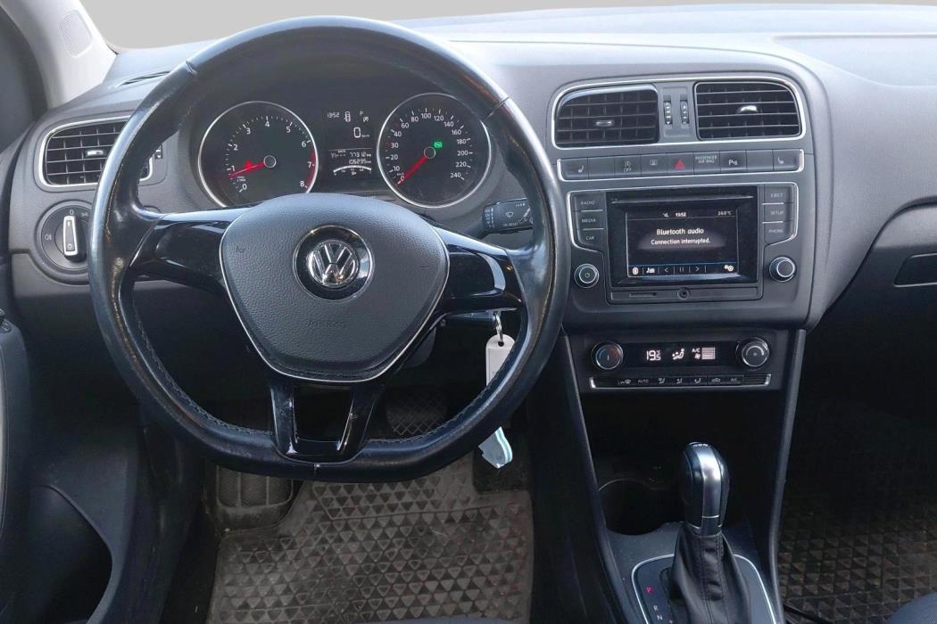 VOLKSWAGEN Polo 2017