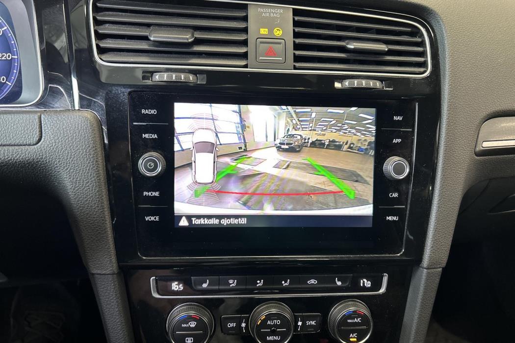 VOLKSWAGEN Golf 2017