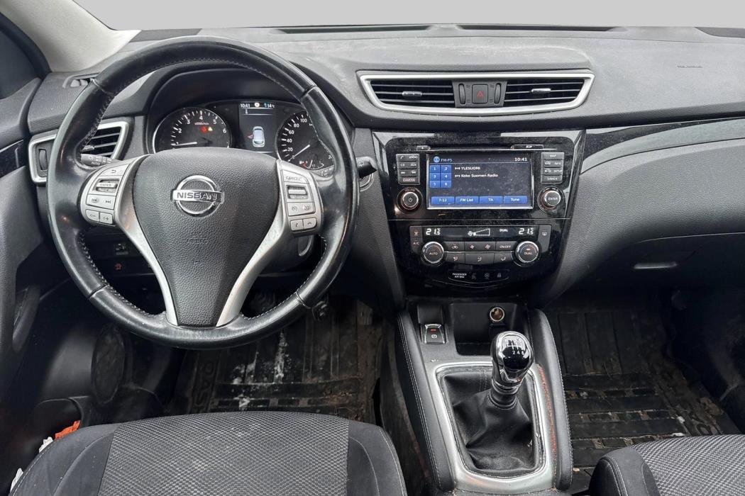 NISSAN Qashqai 2017