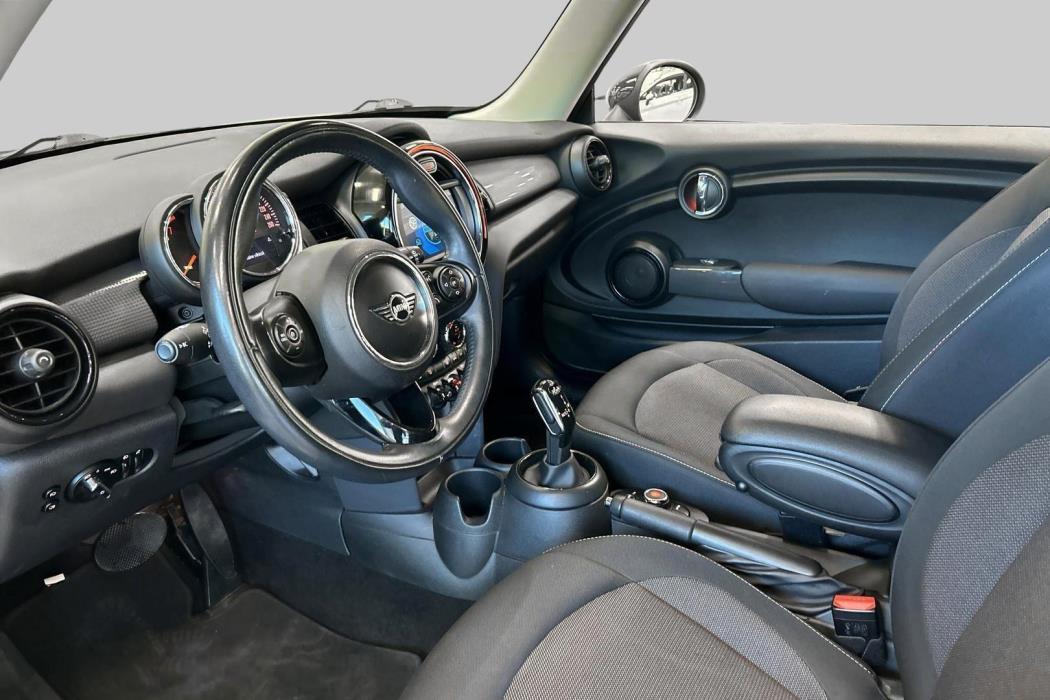 MINI Hatchback 2019