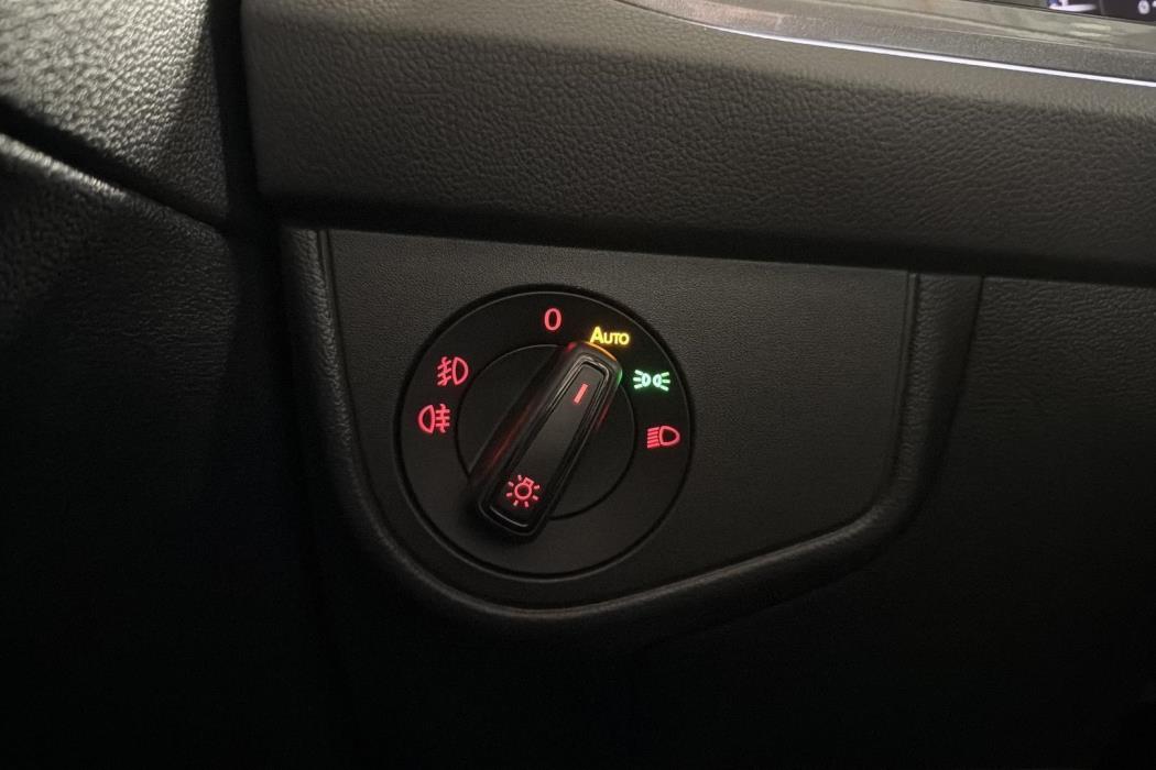 VOLKSWAGEN Polo 2019