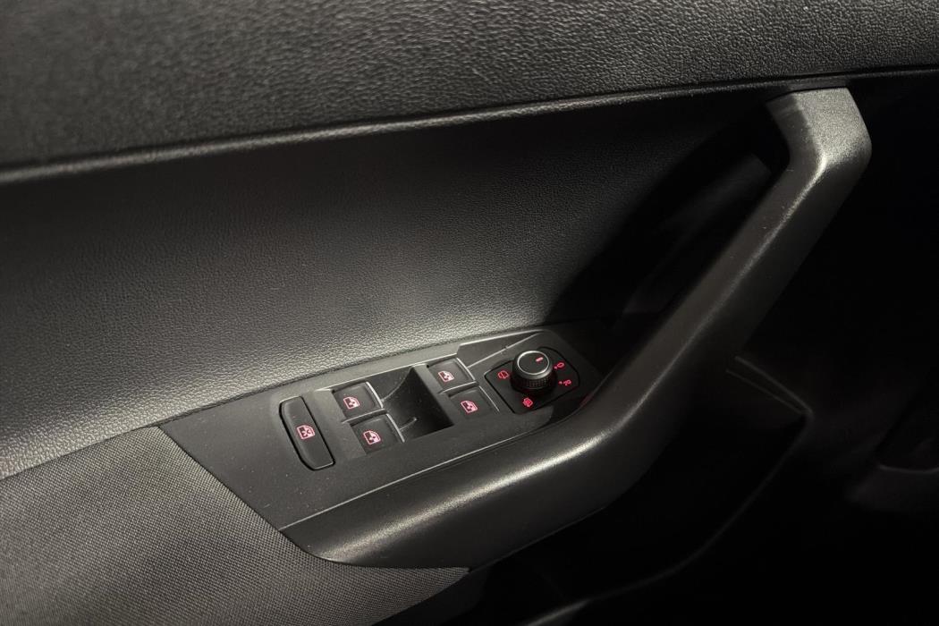 VOLKSWAGEN Polo 2019