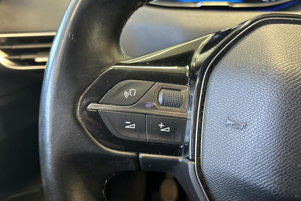 PEUGEOT 3008 2019