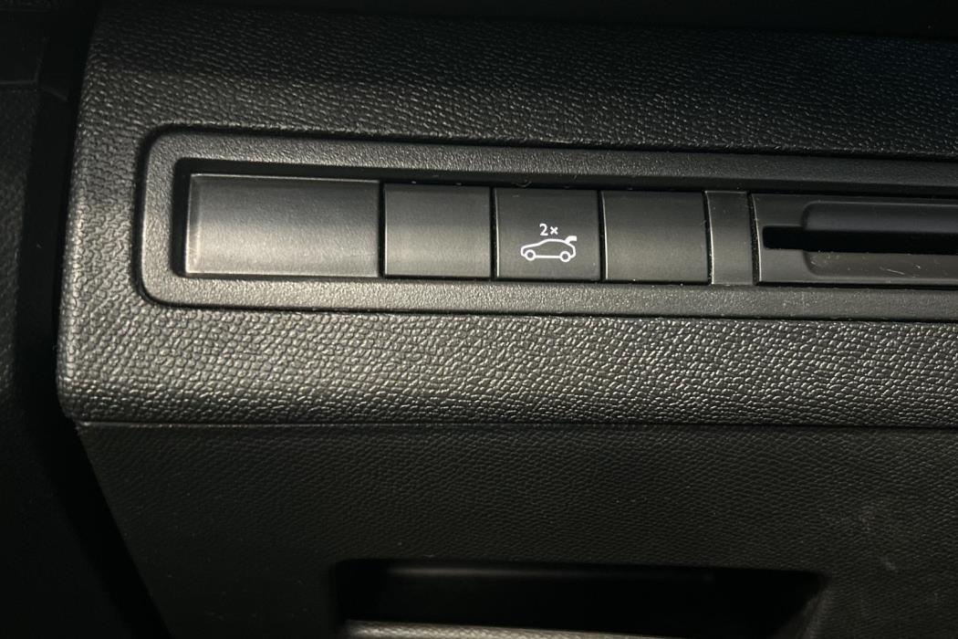 PEUGEOT 3008 2019