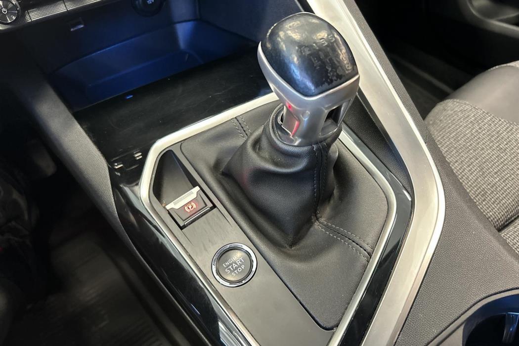 PEUGEOT 3008 2019