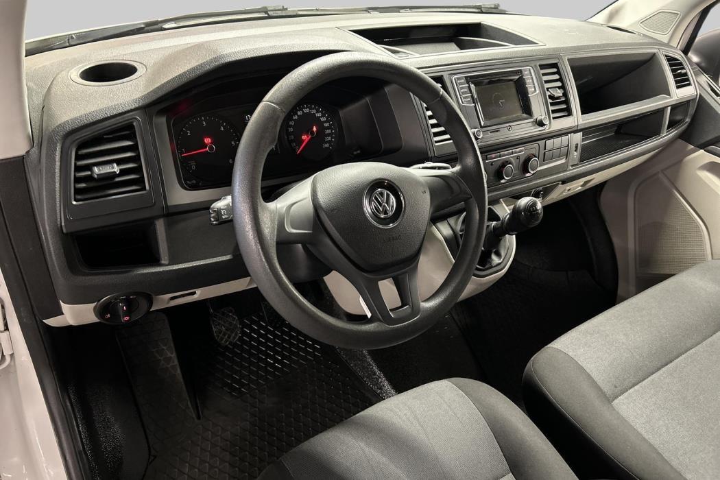 VOLKSWAGEN Transporter 2016