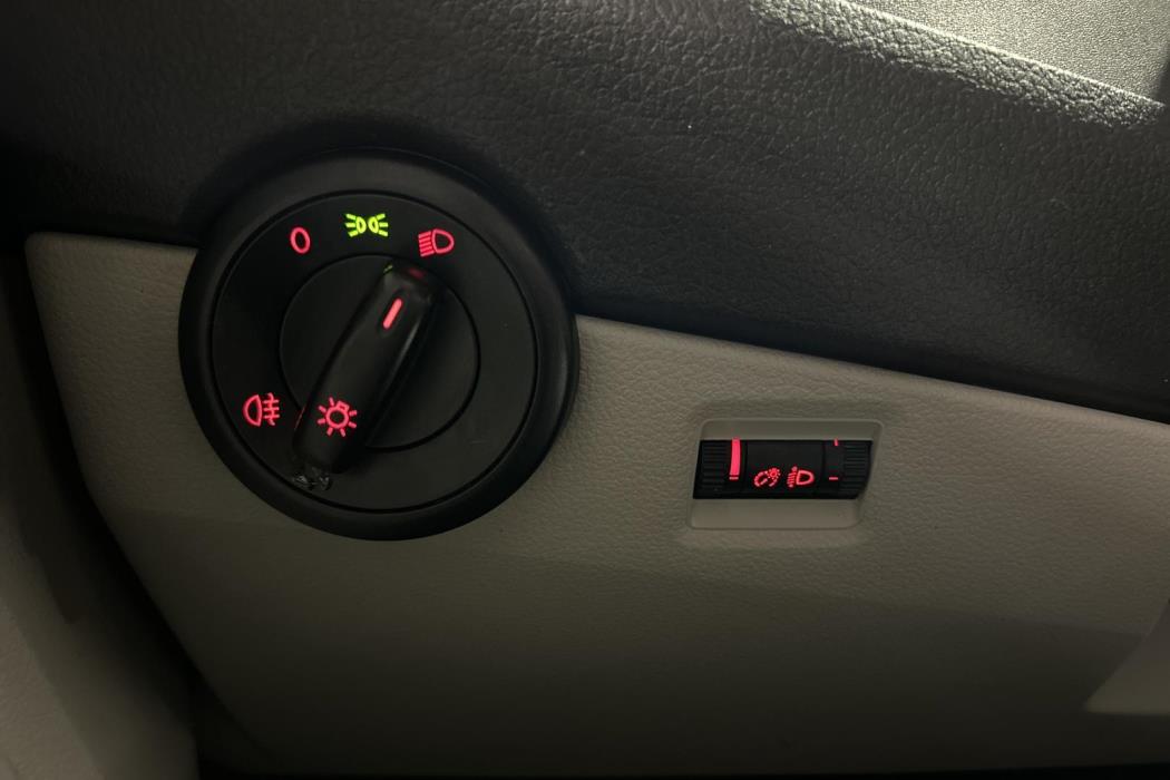 VOLKSWAGEN Transporter 2016