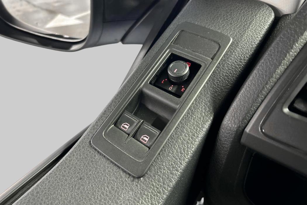 VOLKSWAGEN Transporter 2016