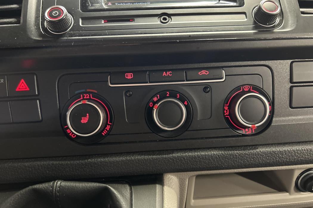 VOLKSWAGEN Transporter 2016