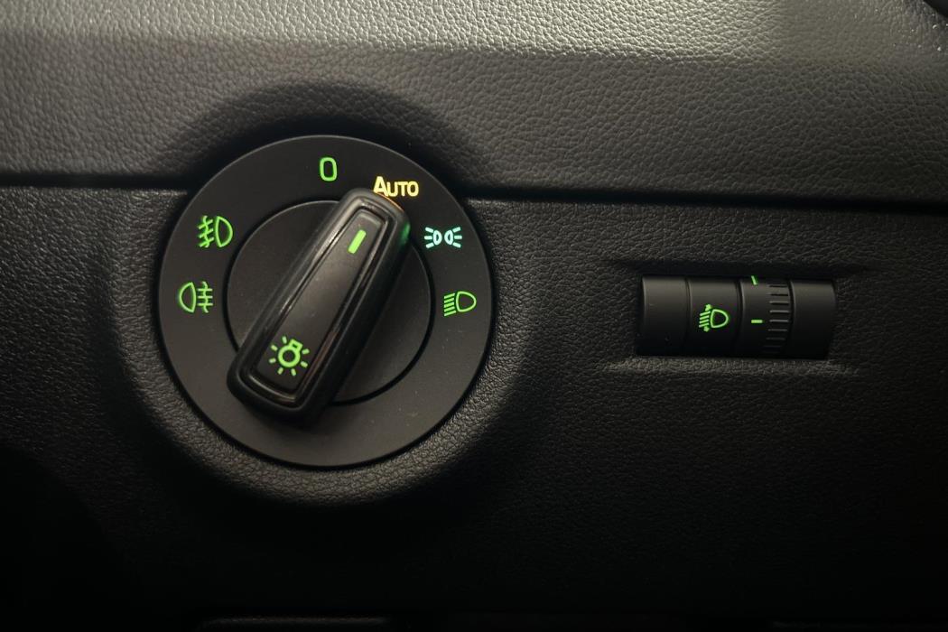 SKODA Octavia 2016