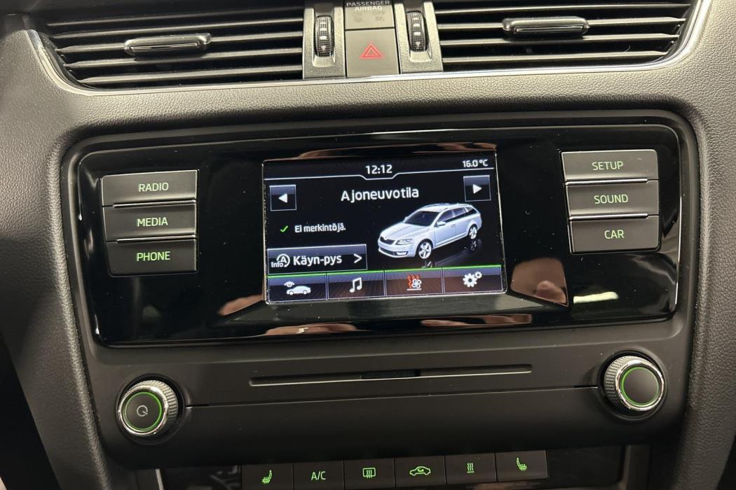 SKODA Octavia 2016