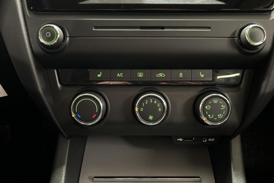 SKODA Octavia 2016