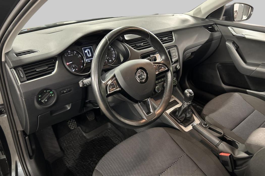 SKODA Octavia 2016