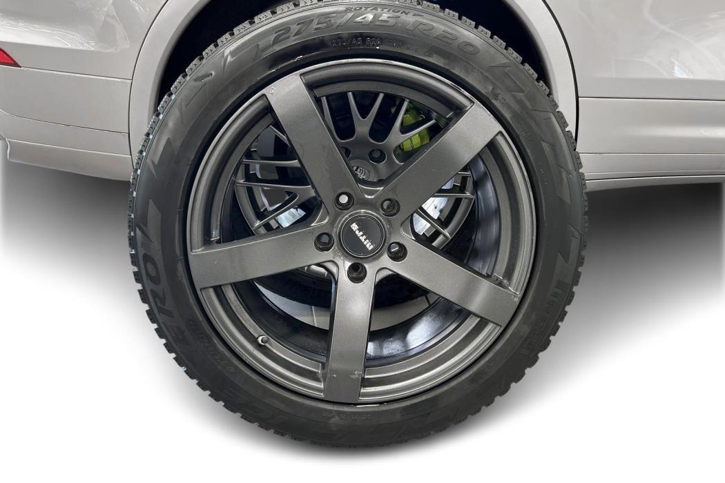 PORSCHE Cayenne 2015