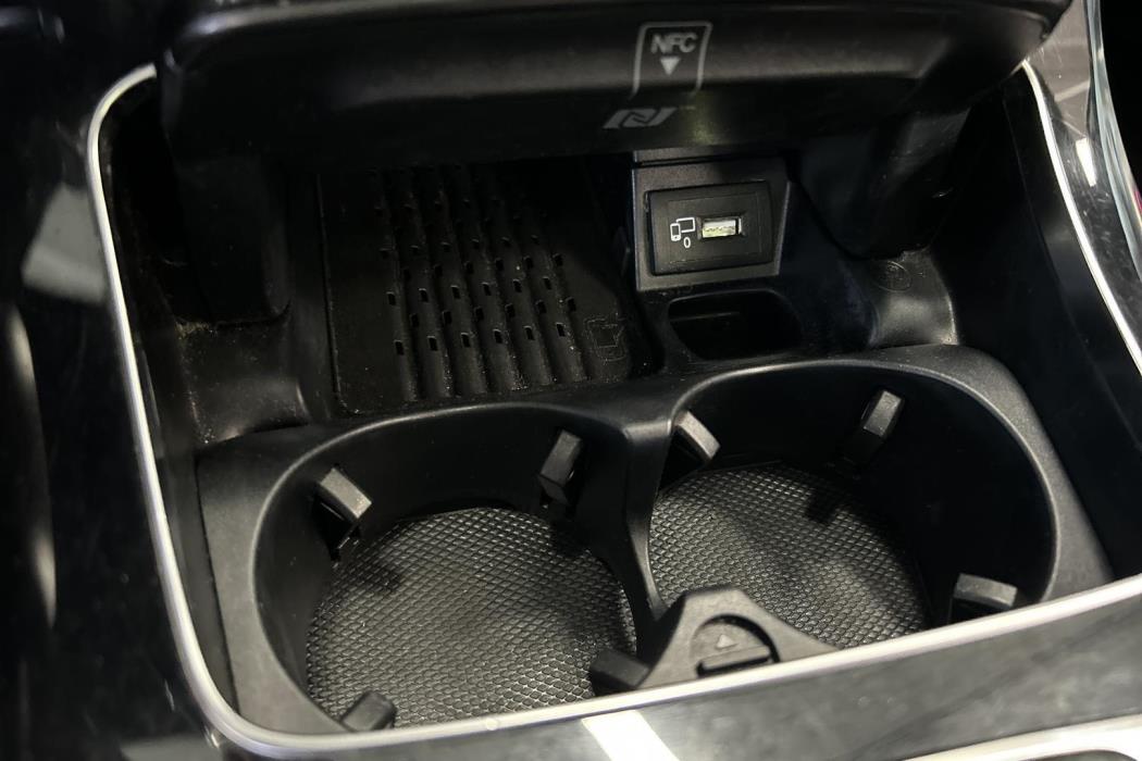MERCEDES-BENZ E 2018