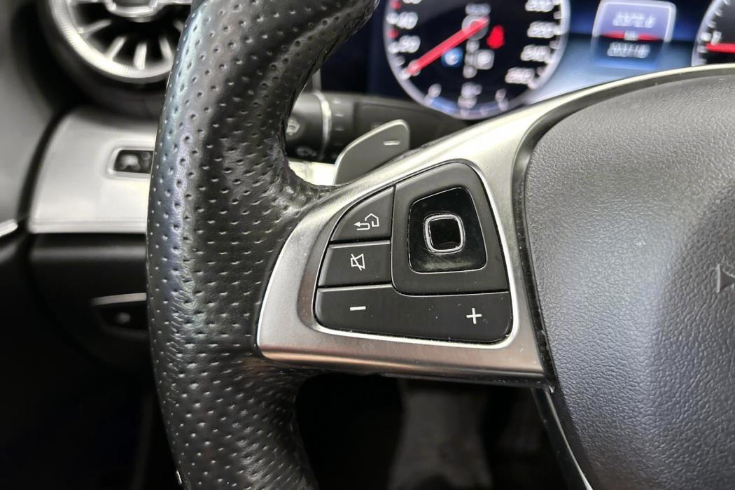 MERCEDES-BENZ E 2018