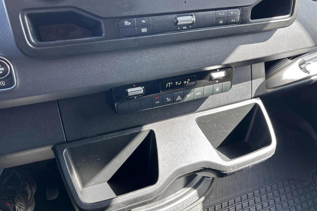 MERCEDES-BENZ Sprinter 2022