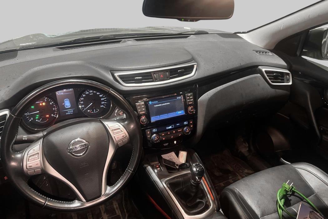 NISSAN Qashqai 2016