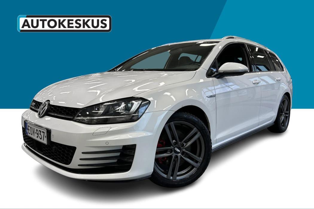 VOLKSWAGEN Golf 2015