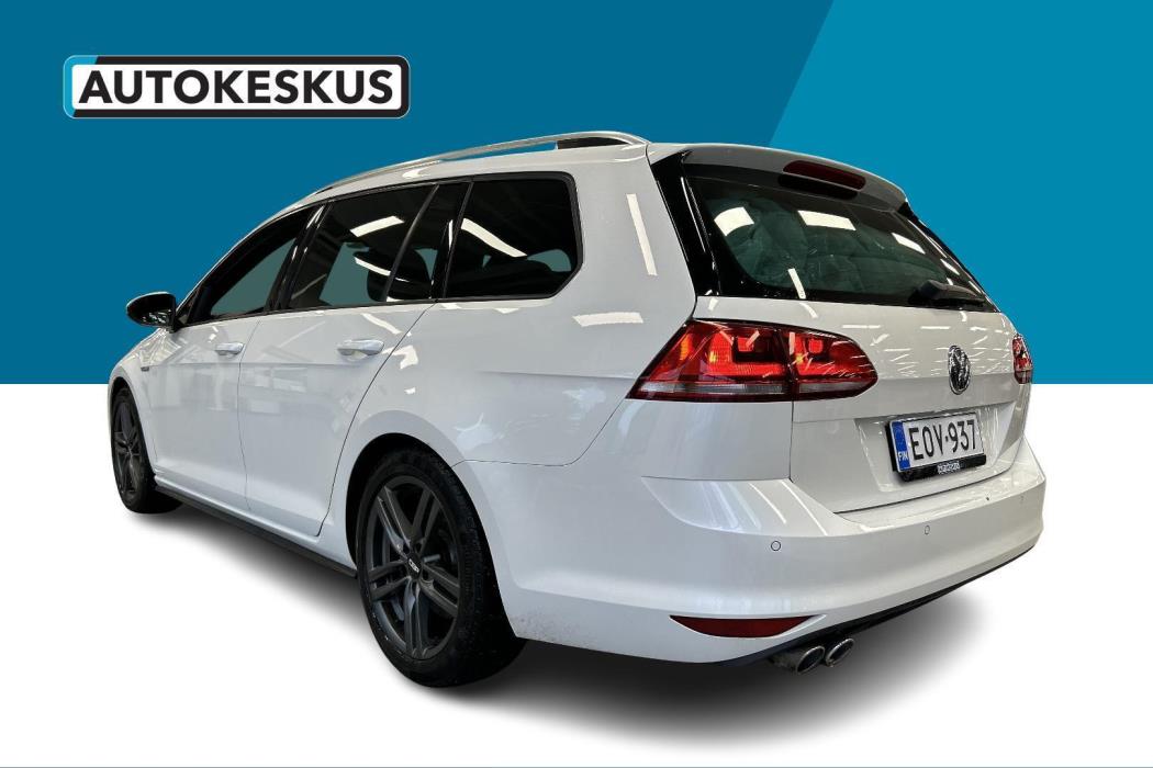 VOLKSWAGEN Golf 2015